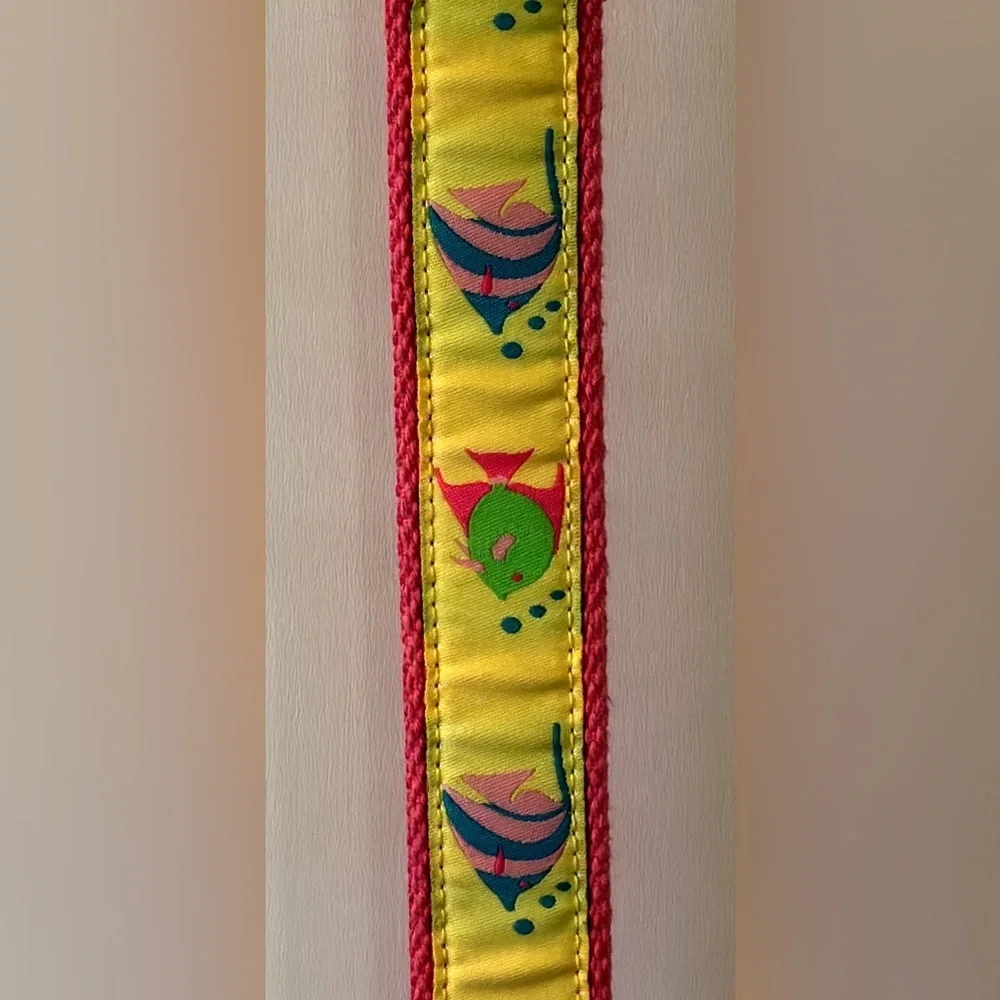 Douglas Paquette “H” Closure Tropical Fish Pink Canvas Belt Women’s Size Large
